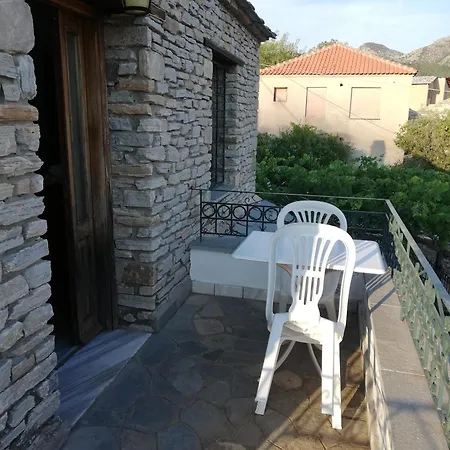 Michalis Tatil Evi Theologos (Thasos)
